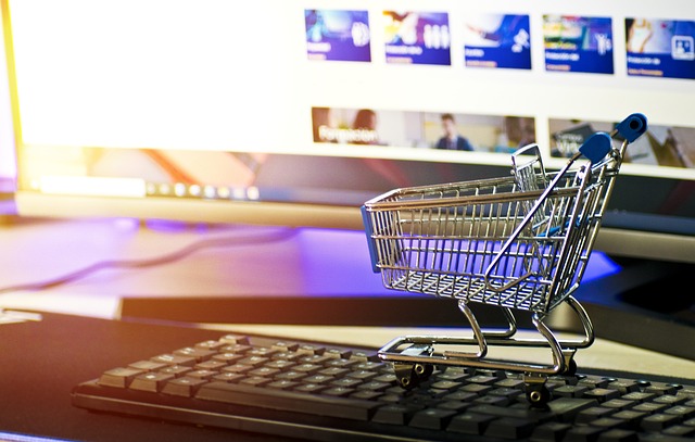 E-commerce w czasach kryzysu: Jak przetrwać i rozwijać się w trudnych warunkach? - 5 2025