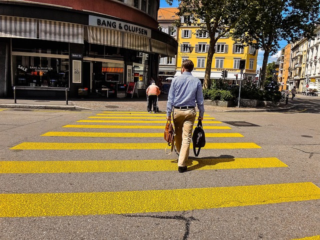 Analiza wpływu zmiany demograficznej na rynki konsumpcyjne w Polsce - 1 2025